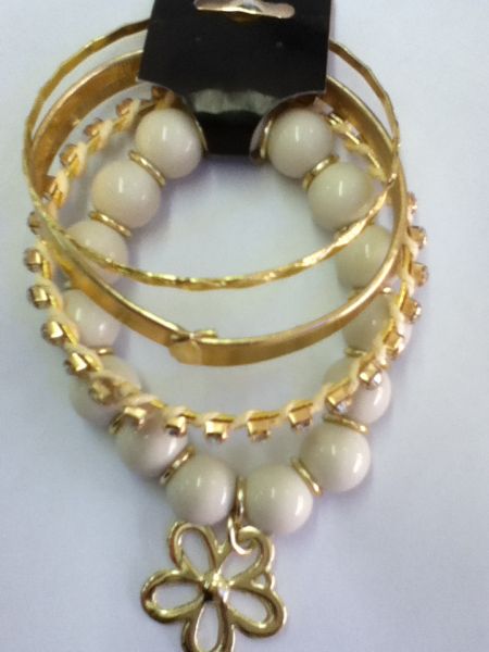 Conjunto de pulseiras